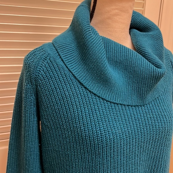 Chico’s Cowl Neck Sweater in Blue, Size Chico One,  Size Small, EUC - Picture 6 of 17